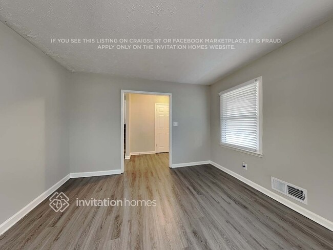 Photo - 388 Stockwood Dr