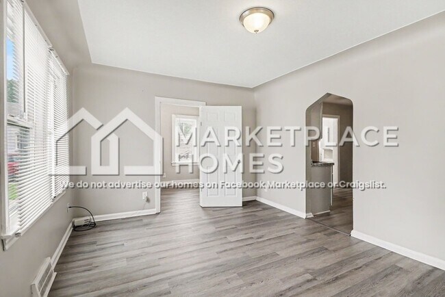 Photo - 22046 Birchwood Ave