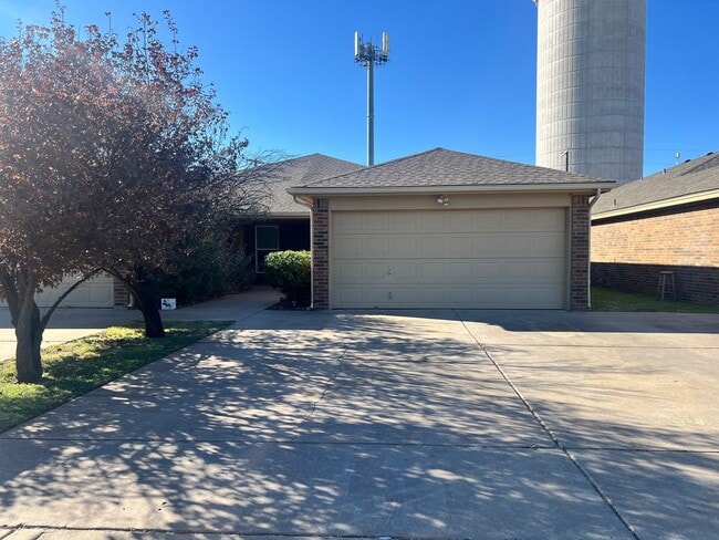 Building Photo - 3415 49th St Unit B