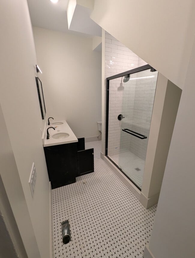 Photo - Beautifully Renovated, Elegant Apartments in Historic Covington Unit Apartment 1
