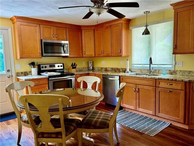Photo - 15 Deangelis Dr