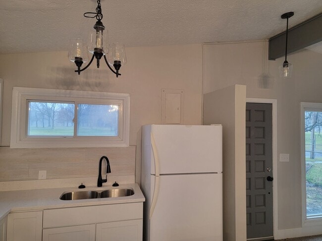 Photo - 1196 Thorndale Dr