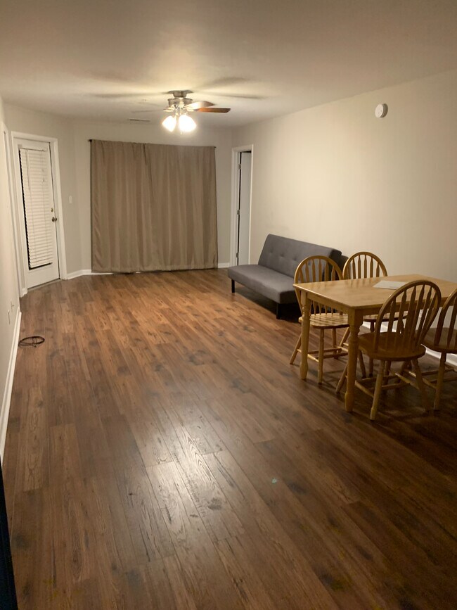 Room in Condo on University Ct