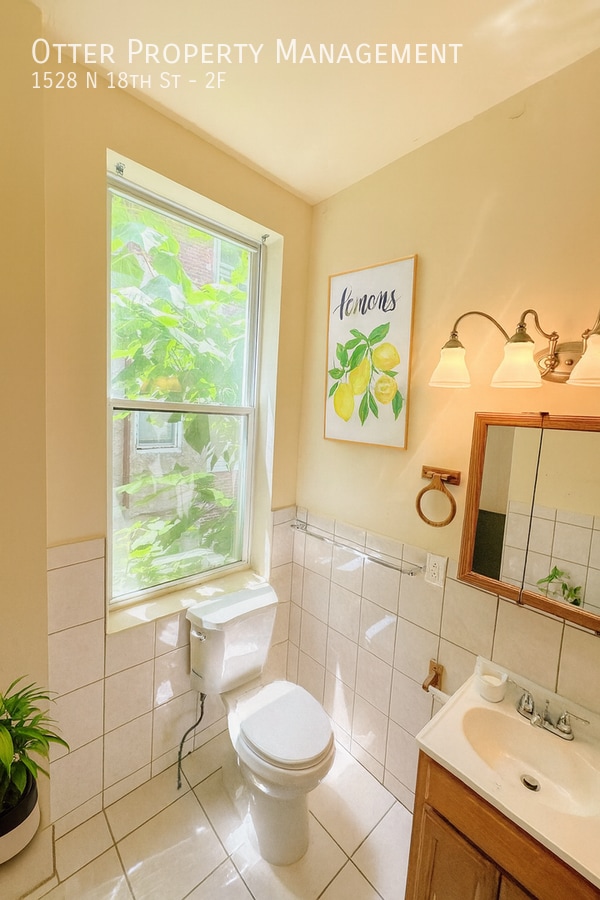 Photo - 1528 N 18th St Unit 2F
