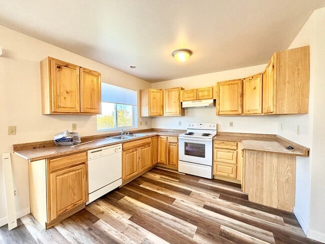 Photo - 4 Bedroom Townhome in Hawks Ridge