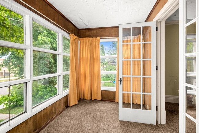 1107 E 2nd St Unit 1107 - A