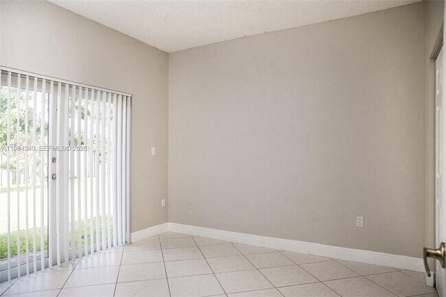 Photo - 13233 SW 203rd St