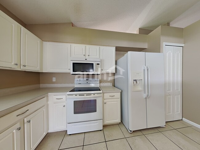 Photo - 1107 Summer Breeze Dr