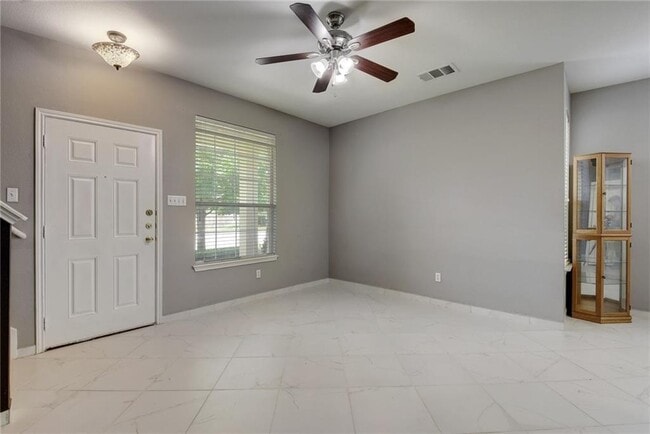908 Sebastian Bend