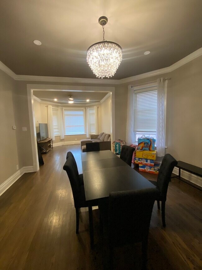 Photo - 2122 N Keystone Ave Unit 1