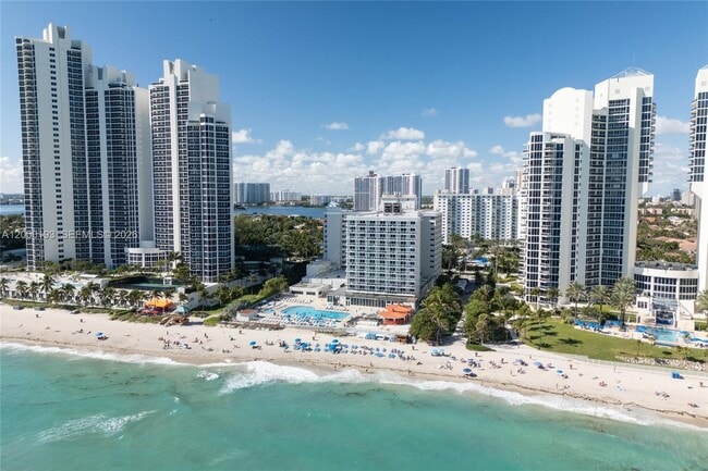 Building Photo - 19201 Collins Ave Unit 1123