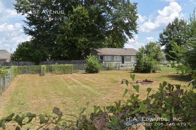 Photo - 1615 1st Ave