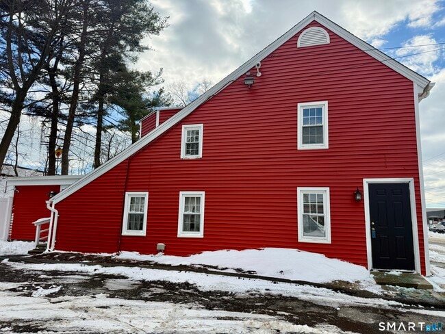 Photo - 1185 Linden Ave Unit 2nd flr