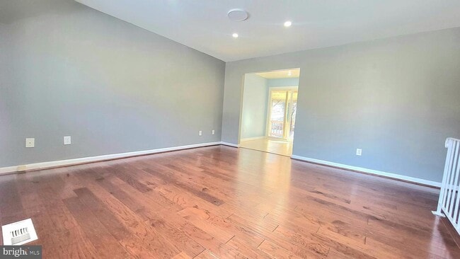 Photo - 14707 Brook Dr