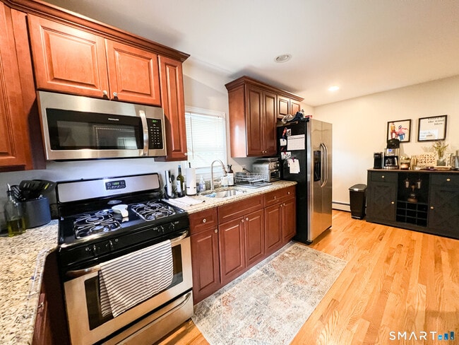 Photo - 156 W Main St Unidad 1