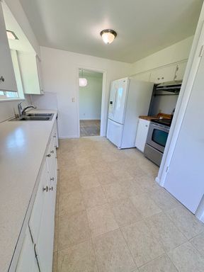 Photo - 5 Bed/1.5 Bath Beacon Hill Home with Gorgeous Views!