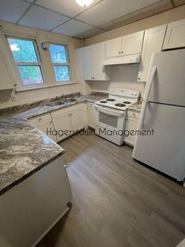 Photo - 108 Wayside Ave Unit 108 Wayside   1