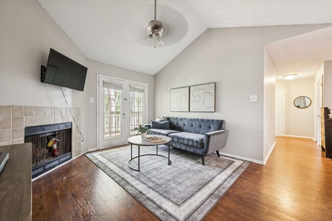 3784 University Dr NW Unit SI FL2-ID1613220P