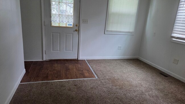 Photo - 5843 Shimer Ave