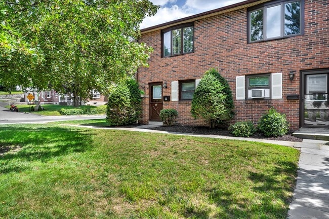 Building Photo - 33 Patterson St Unit 33 Rental