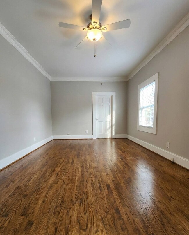 Photo - 402 Laurel St