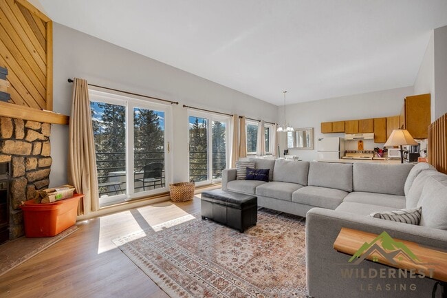 Photo - Sunshine and Views-Furnished 2 Bedrooms/2 Bathrooms Buffalo Ridge Condo