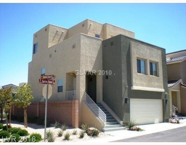 Building Photo - 3bd 3bth in gated community Rental