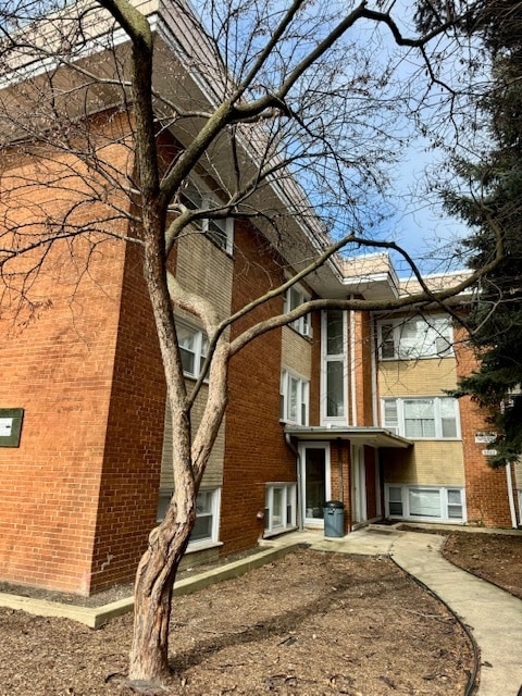 Photo - 3352 W Hutchinson St Unit 1R