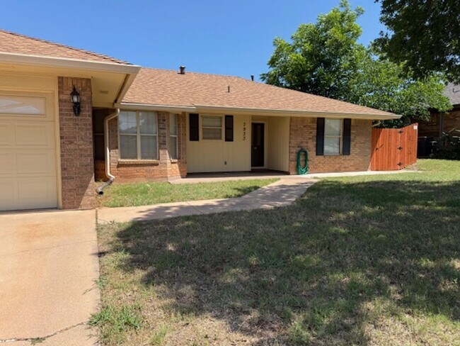 Photo - 7933 Hearne Dr