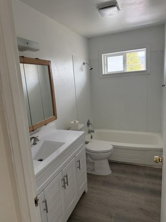Photo - 1104 Mill St
