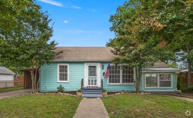 Building Photo - 302 S Bradley St Rental