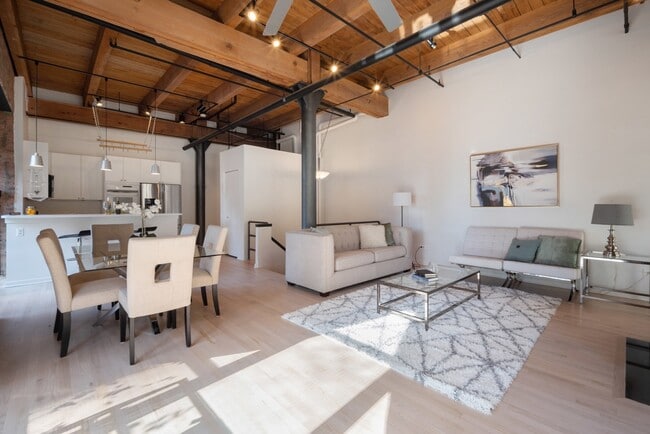 Photo - 701 W Jackson Blvd Unit 108