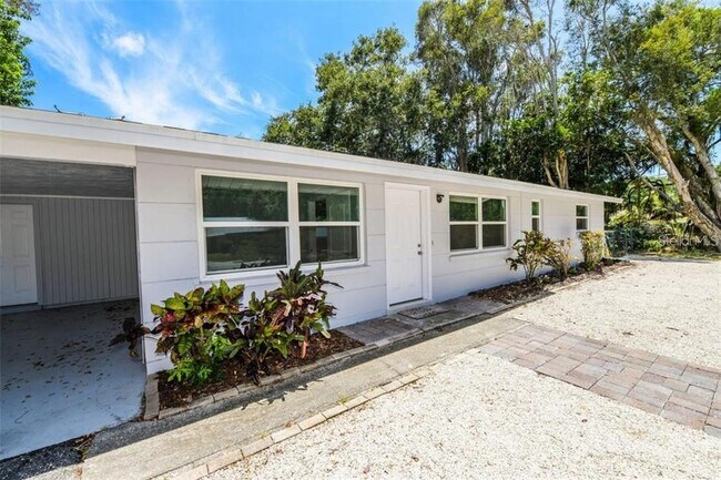 Photo - 2608 Browning St