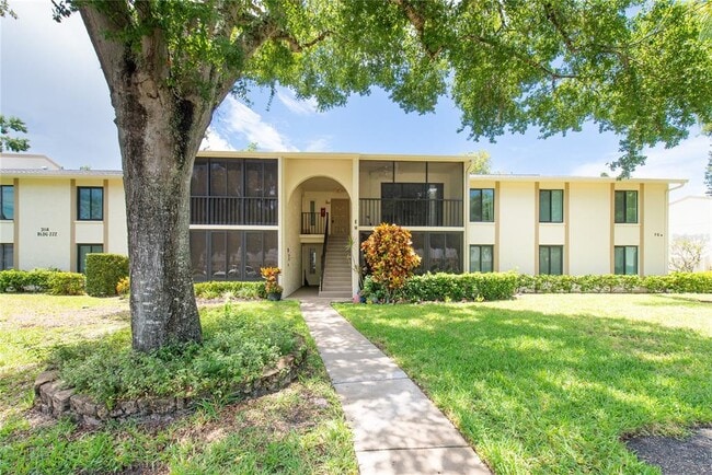 Building Photo - 3114 Lake Pine Way Unit H2