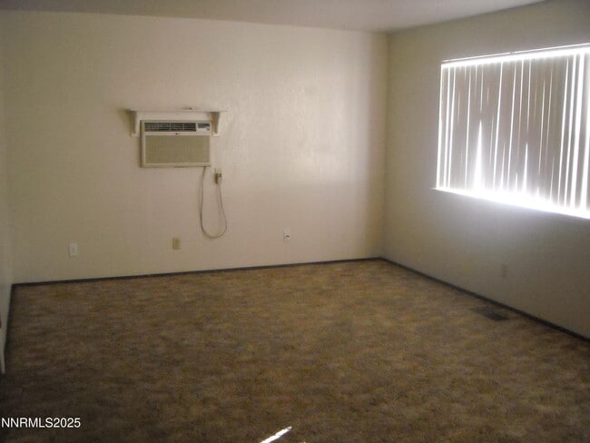Photo - 1420 Grimes St Unit 10