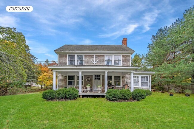 Photo - 2976 Noyack Rd House