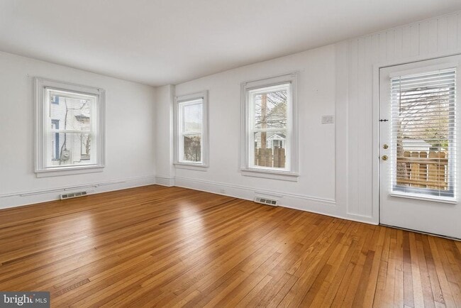 Photo - 12 Station Rd