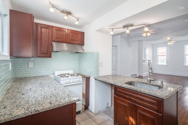 Photo - Two Bed Point Breeze Townhouse