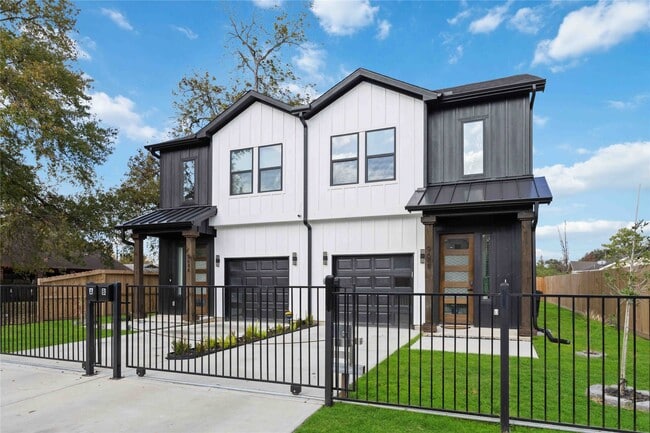 Photo - 964 Lucky St Unit B