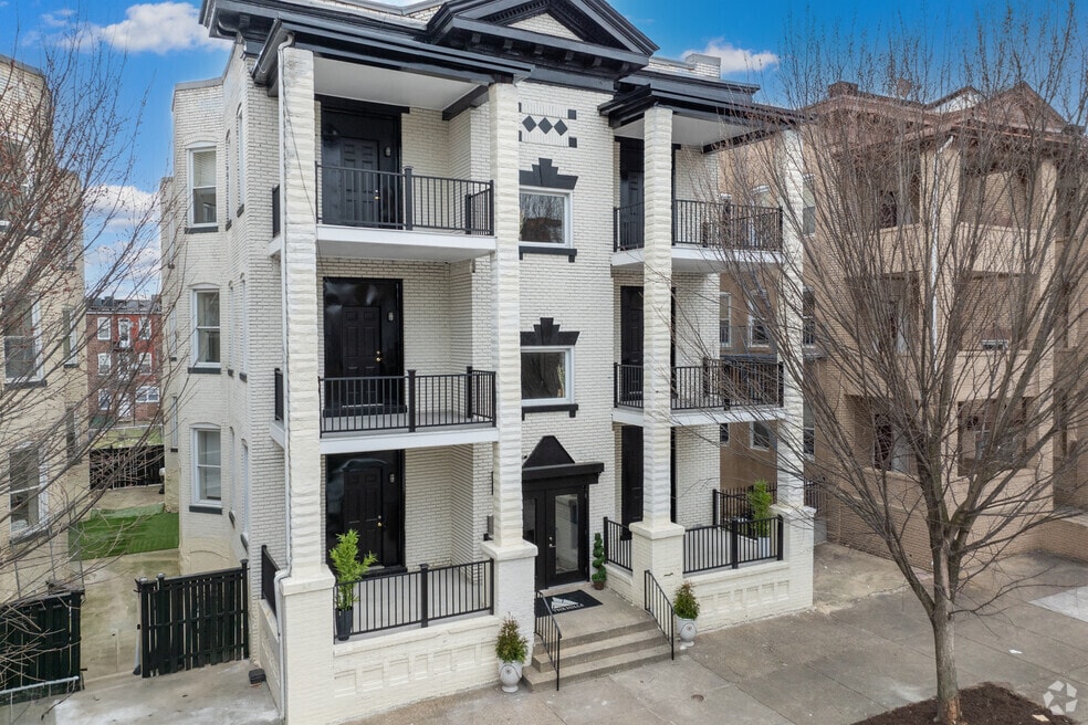 Photo - The Hills at Lakeview Apartments