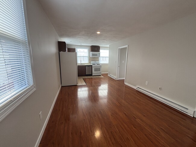 Living Room - 32 Cottage St Apartments Unit 5