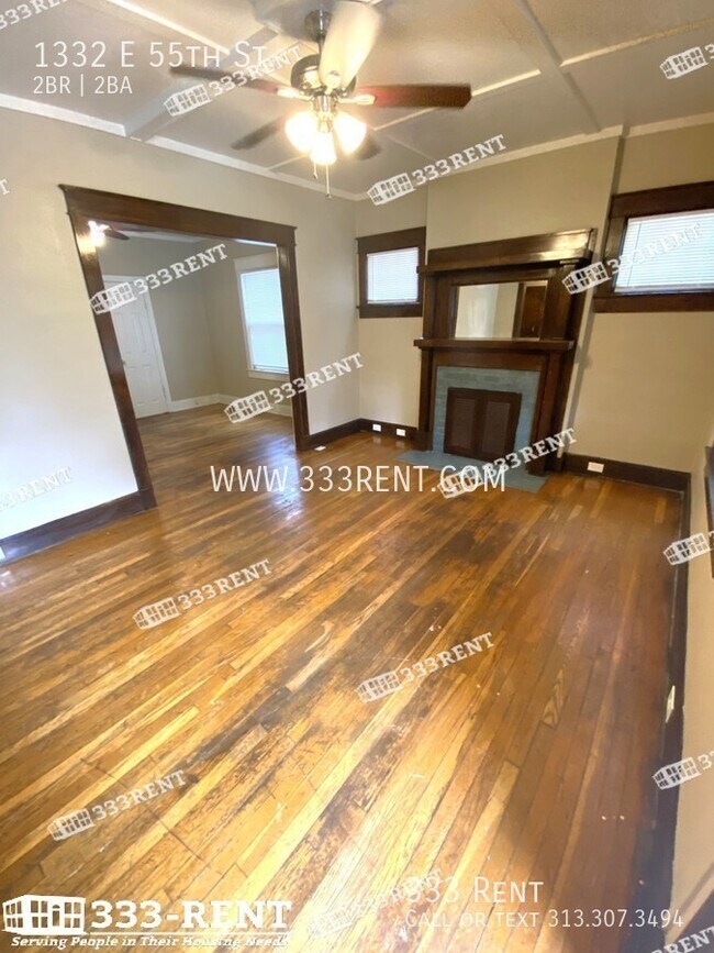 Photo - 1332 E 55th St