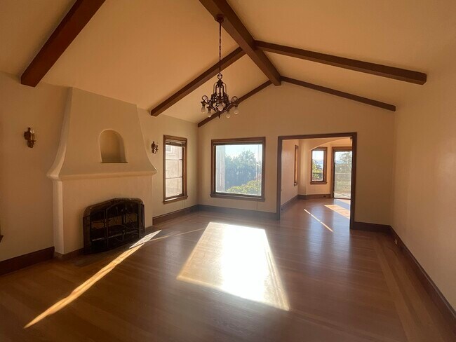 Photo - 1166 Shattuck Ave.