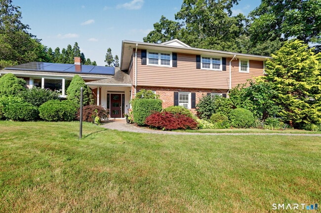 Building Photo - 116 Beechwood Ln