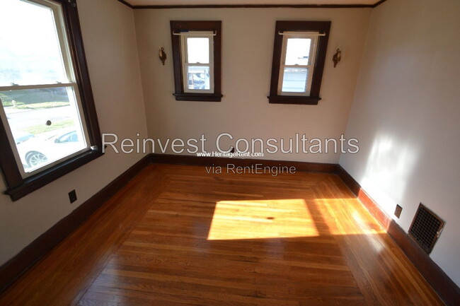 Photo - 1816 Sterling Ave