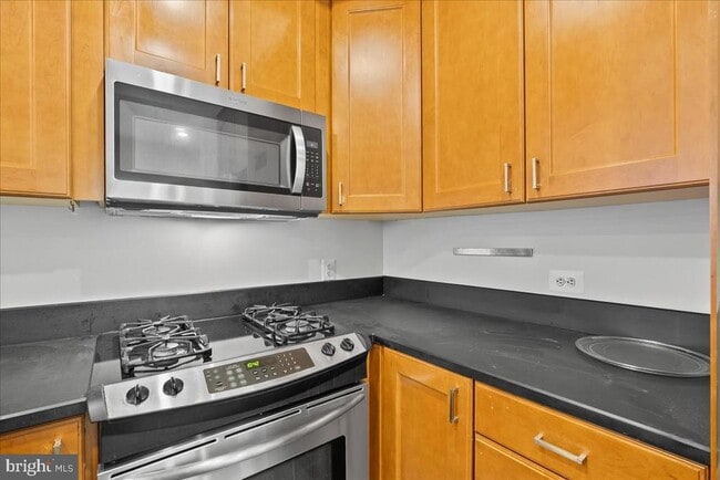 Photo - 3220 17th St NW Unit 106