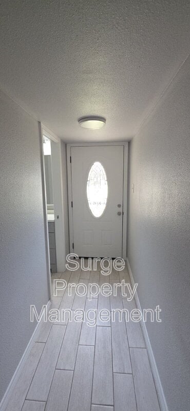 Photo - 9108 Lanham St