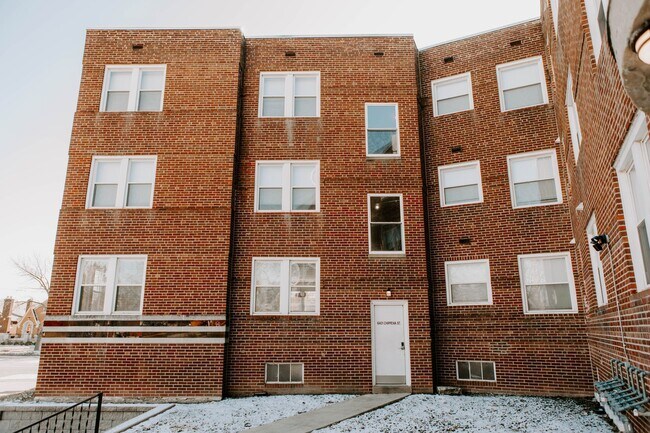 Photo - Renovated 2BD/1BATH in Lindenwood Park Unit L-2E
