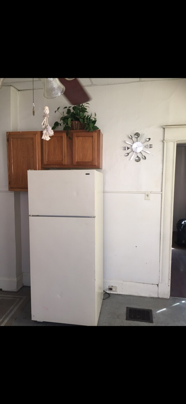 Photo - 919 Worth St