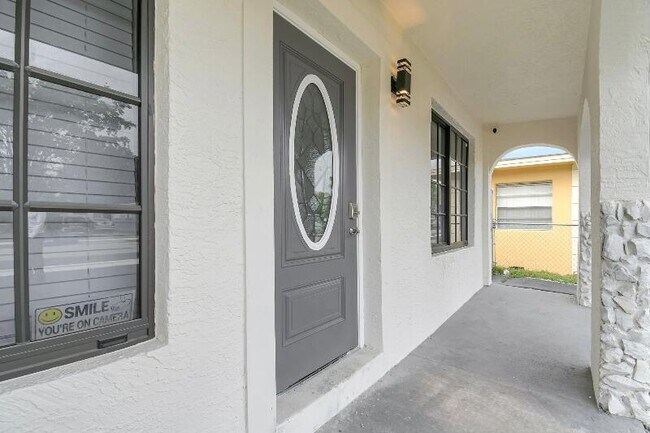 Photo - 259 NW 29th Terrace